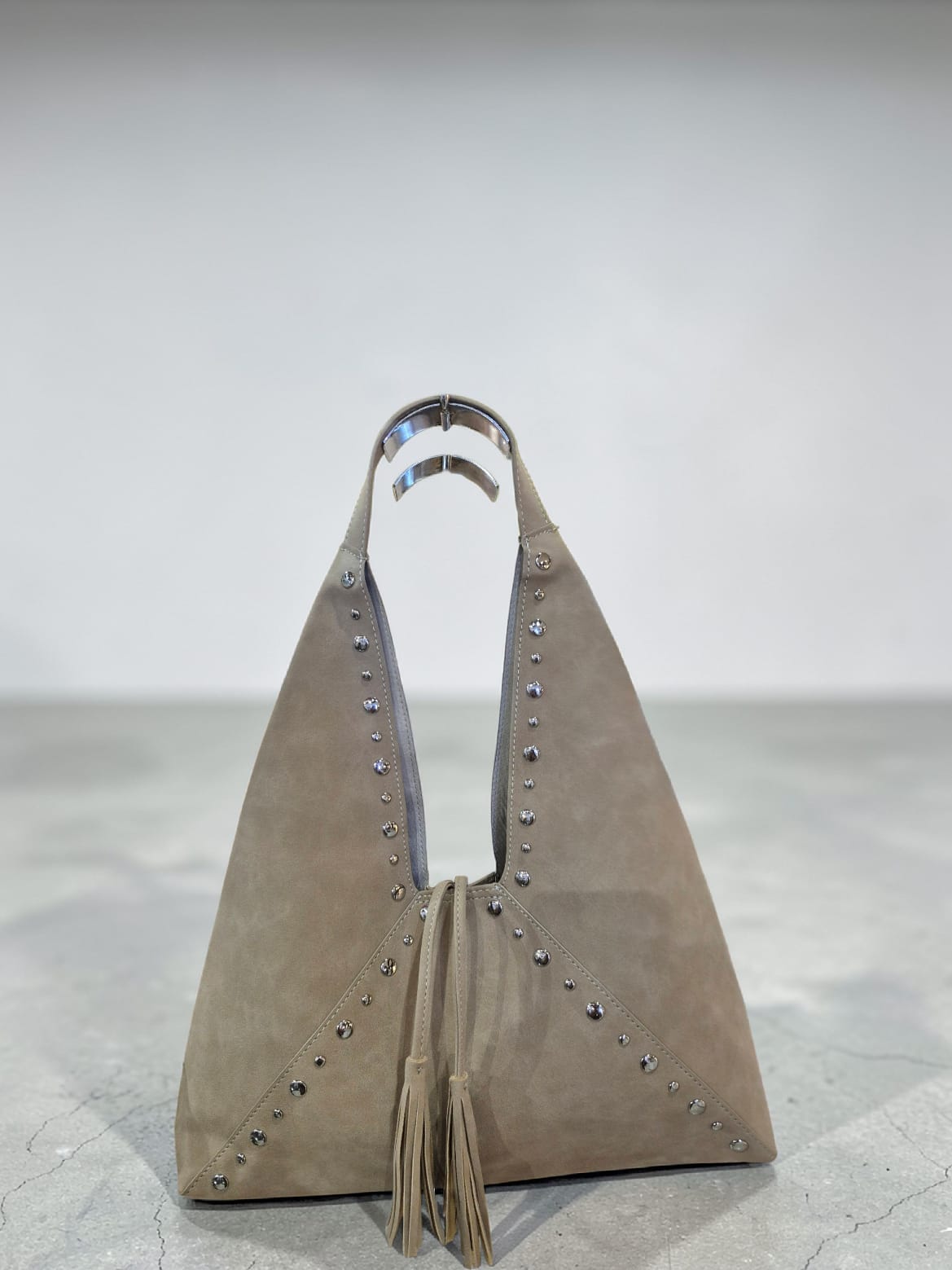 Cartera Gamuza Triangular