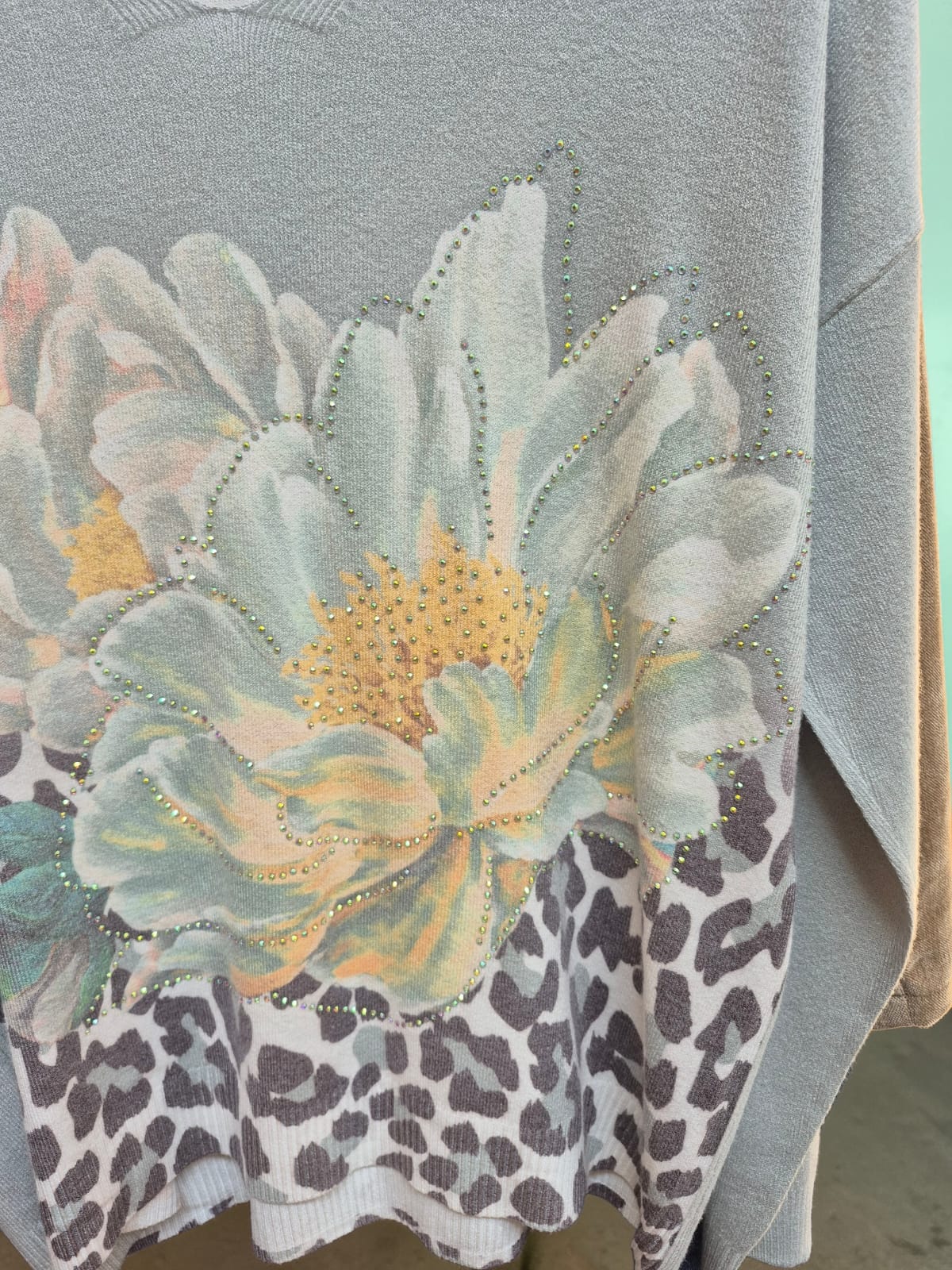 Sweater spandex flor strass