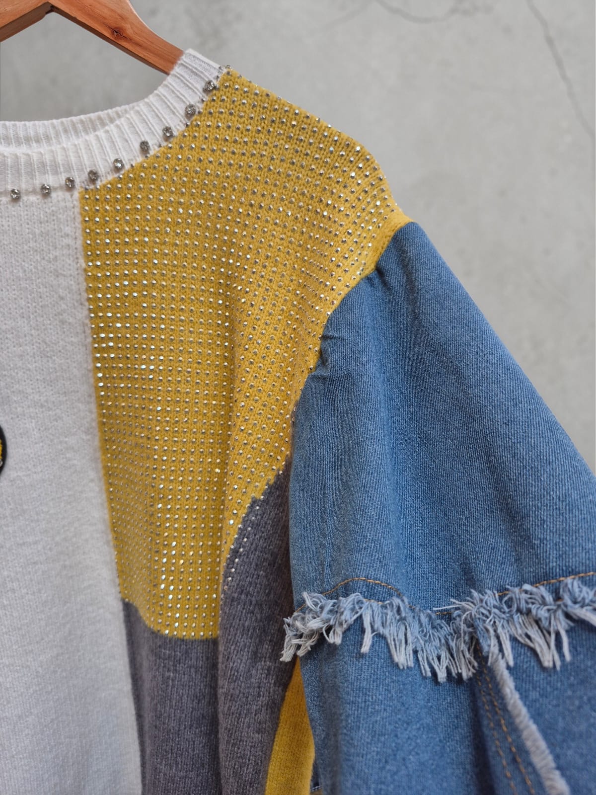 Sweater Smile manga mezclilla
