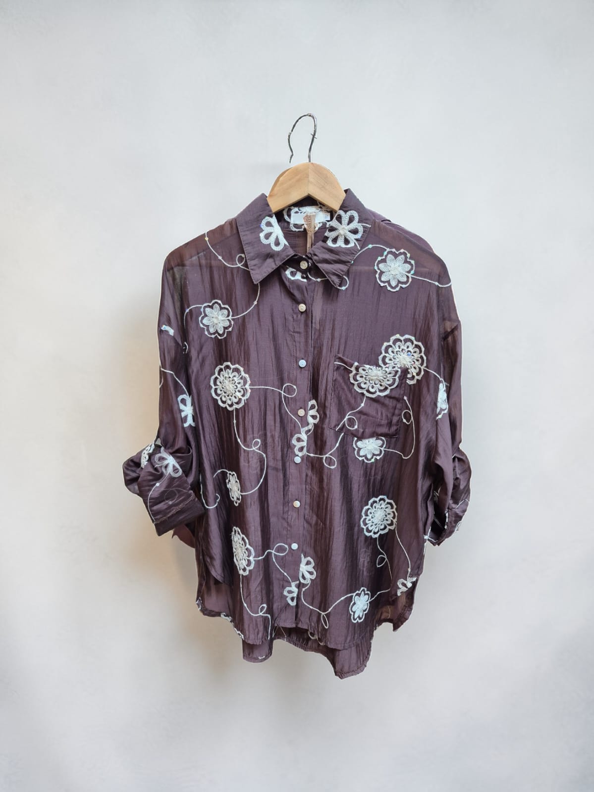 Camisa Bordada diseño