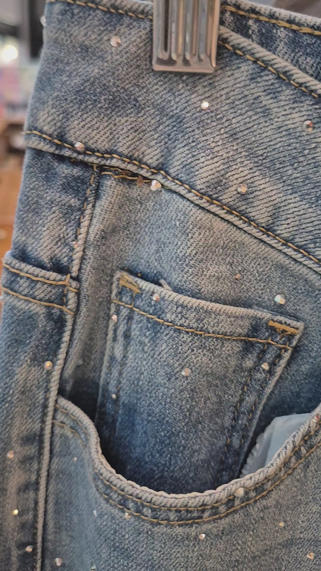 Jeans Wide leg strass focalizado
