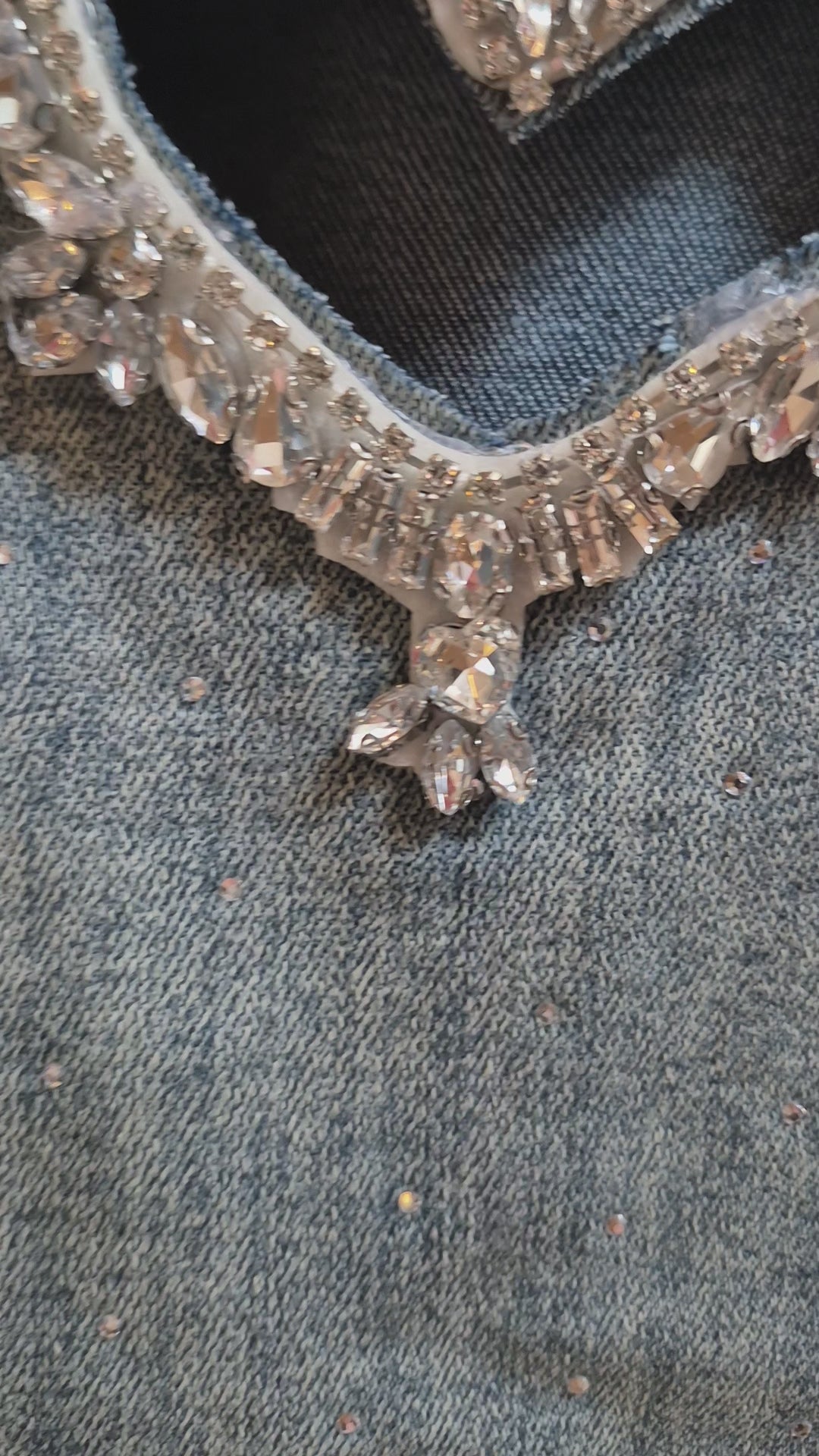 Jeans corazón calado