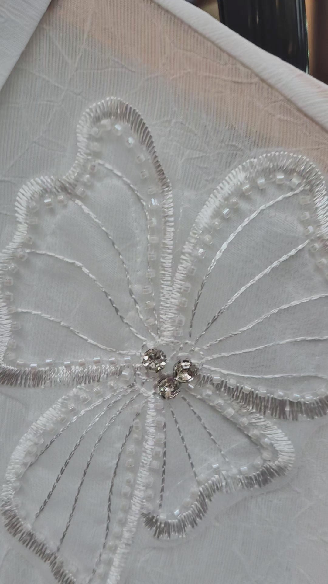 Camisa transparente flor strass