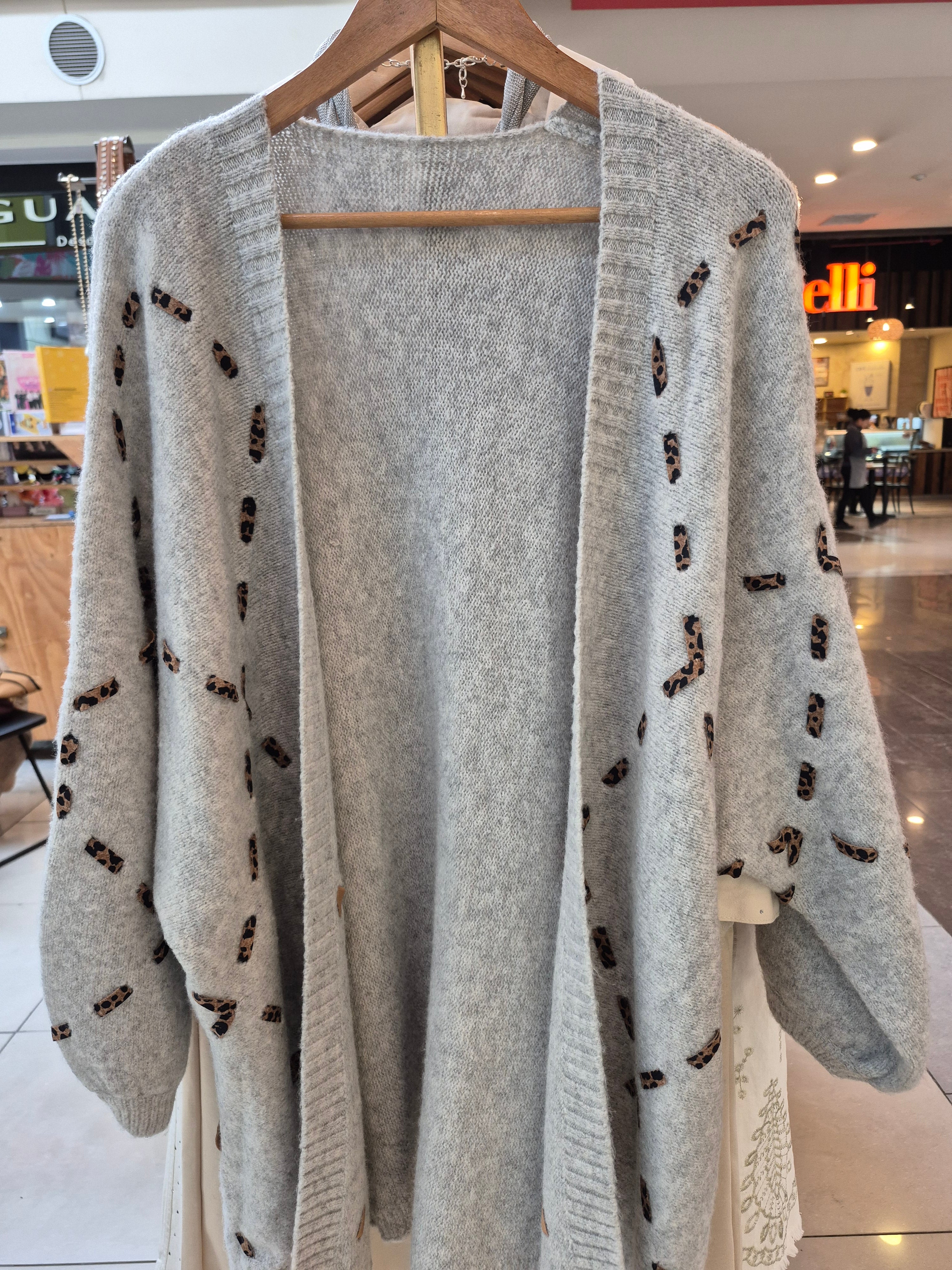 Cardigan Print