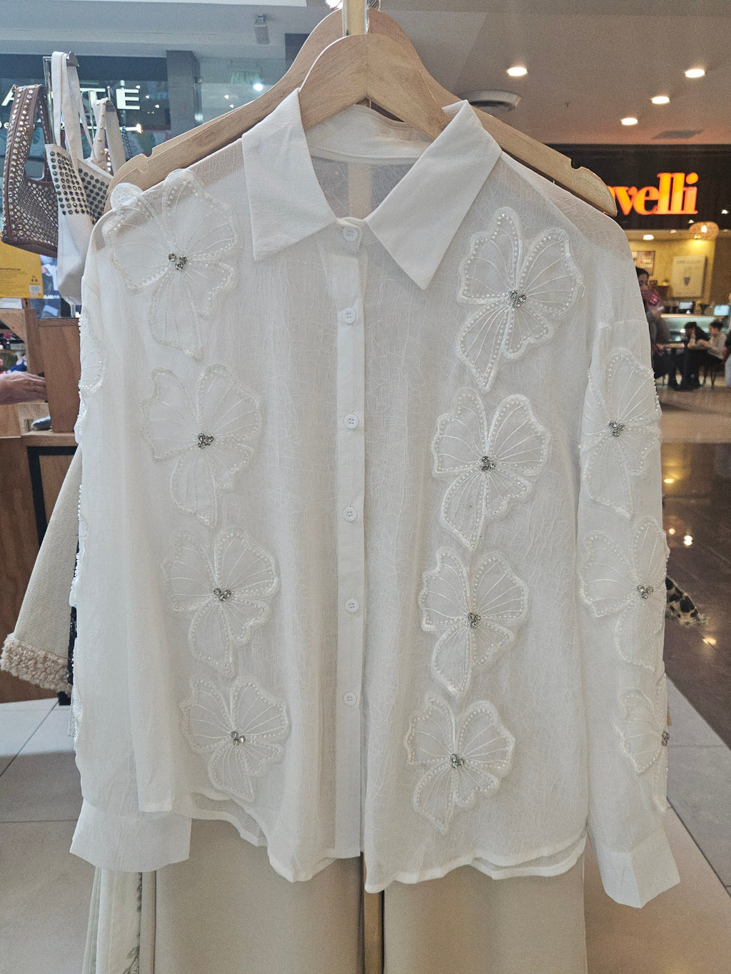 Camisa transparente flor strass