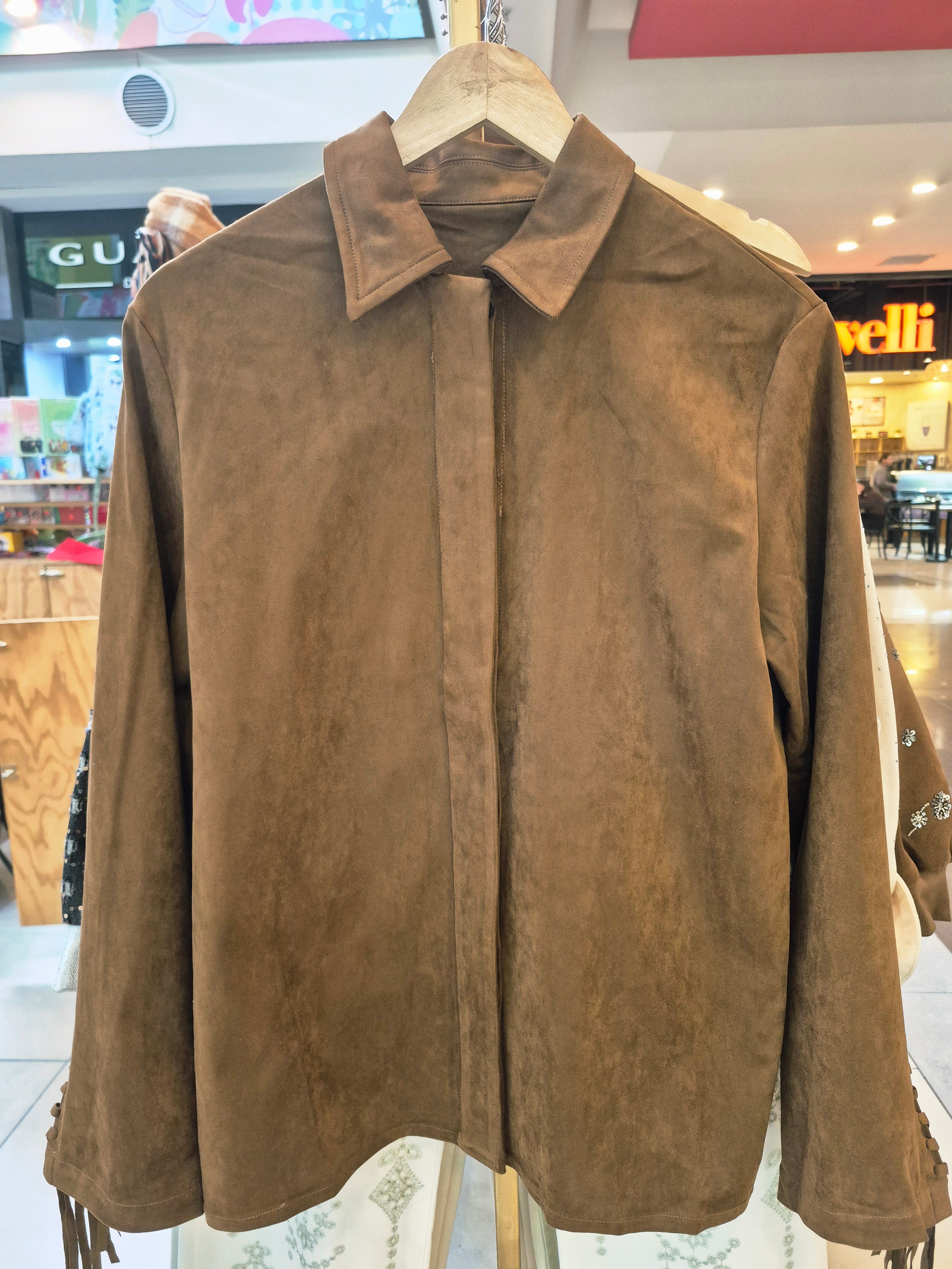 Sobrecamisa gamuza  flecos