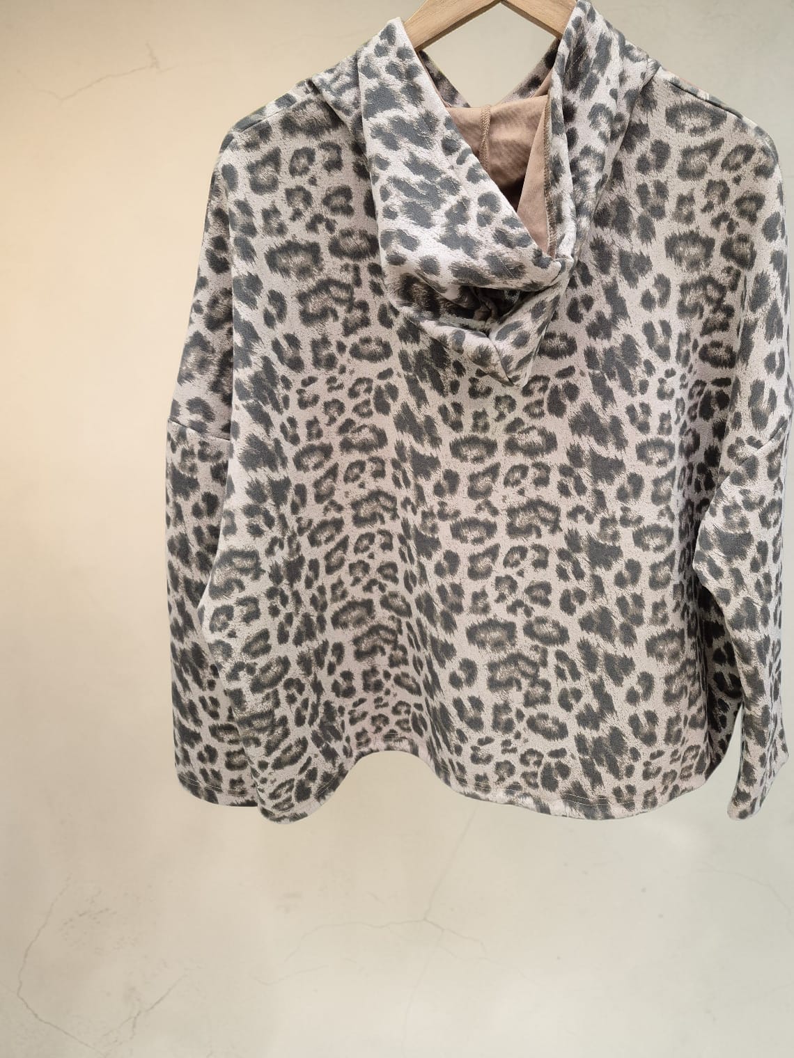 Polerón Animal Print Love