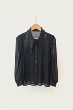 Camisa perlas negras
