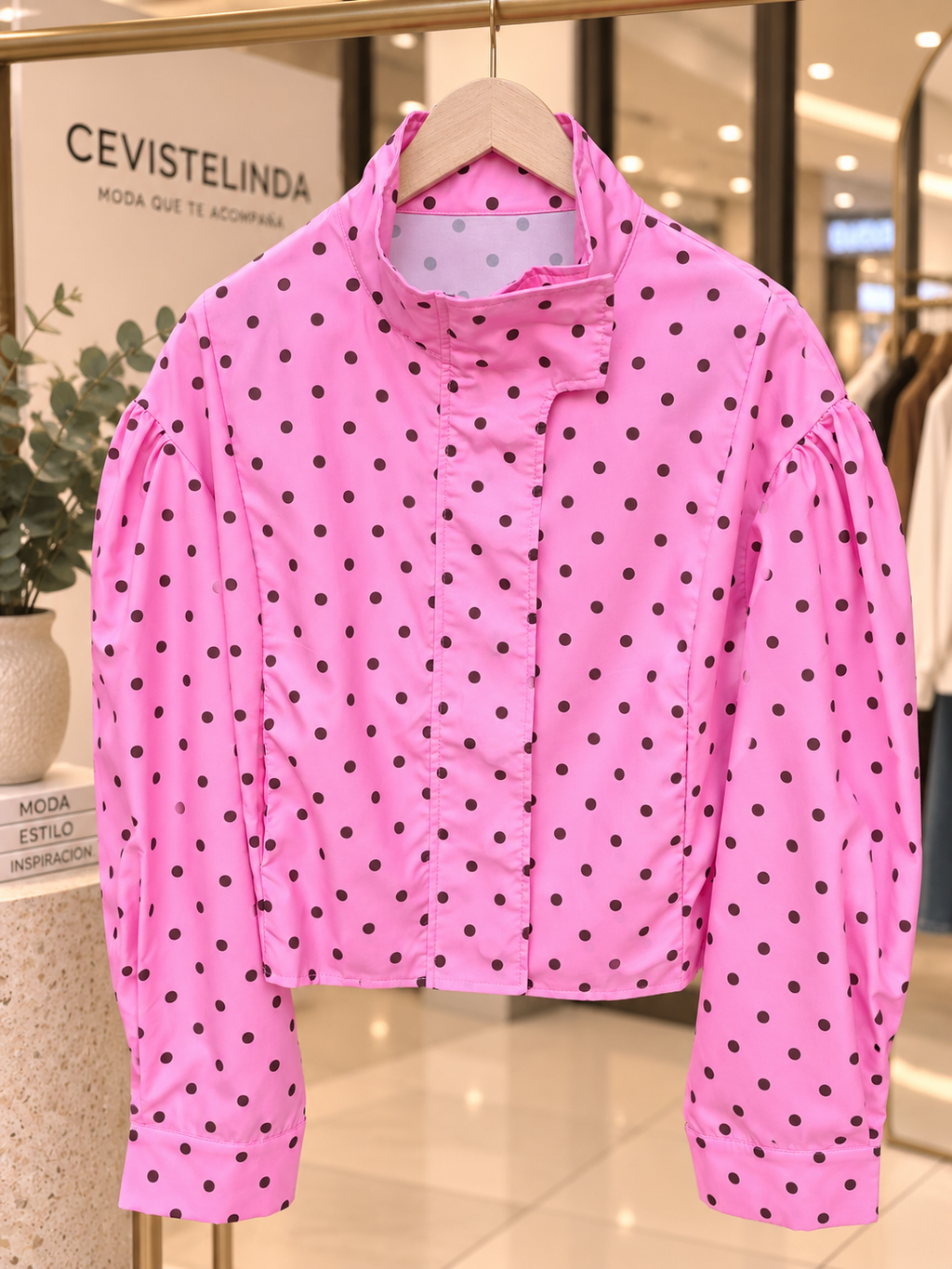 Bomber lunares con broches