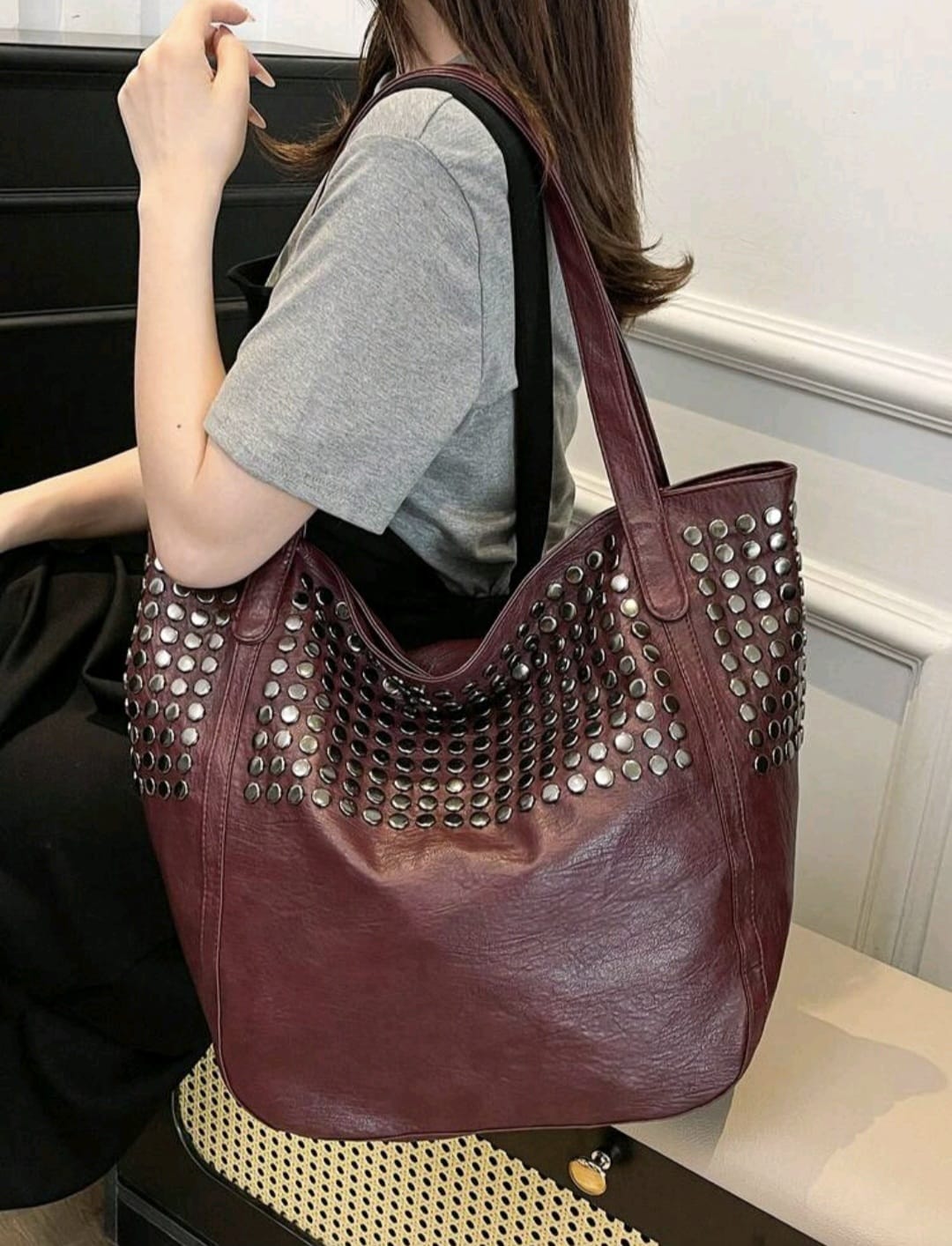 Bolso Tote Tachas