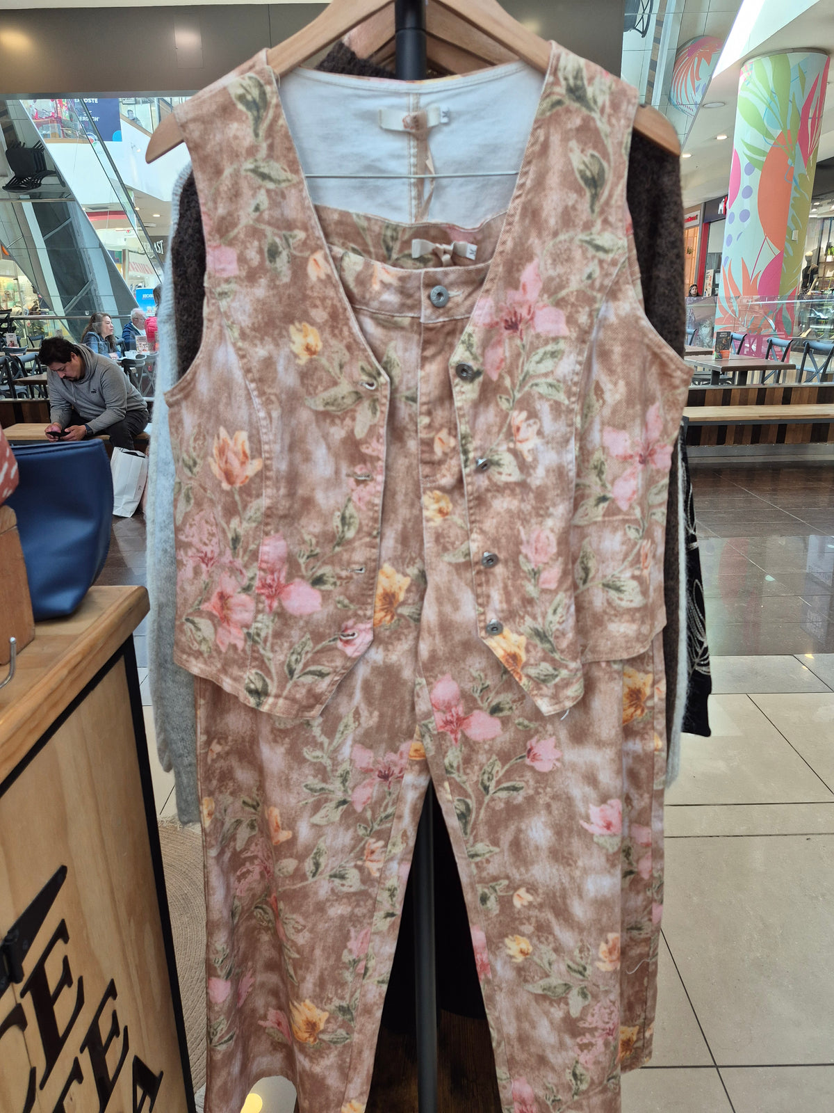 Conjunto Mezclilla Floral