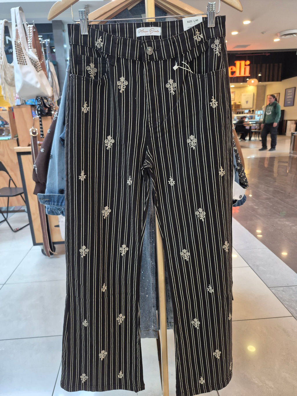 Pantalón francés 🇨🇵 Bordado.