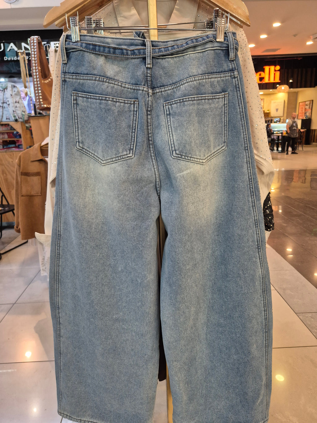 Jean Barrel forrado