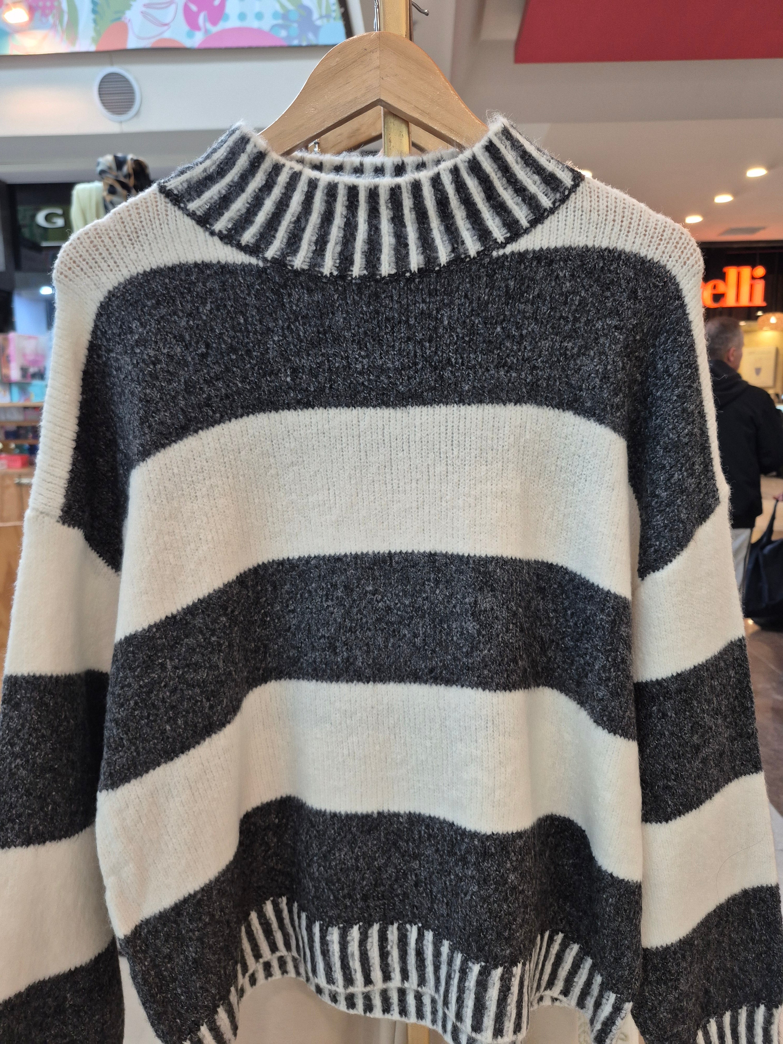 Sweater Mao
