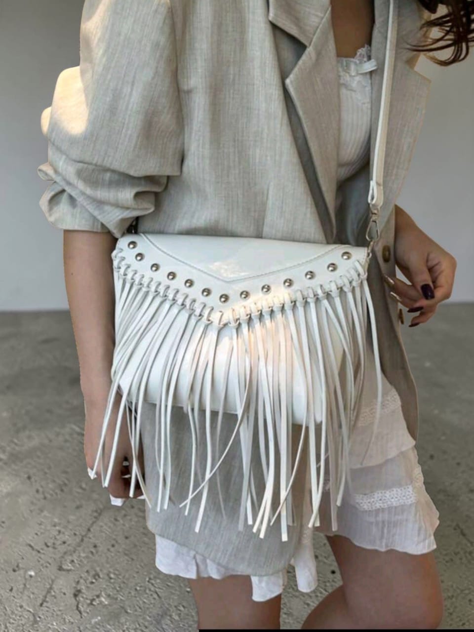 Cartera Flecos Tachas