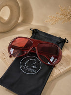 Gafas retro en tendencia - burdeo