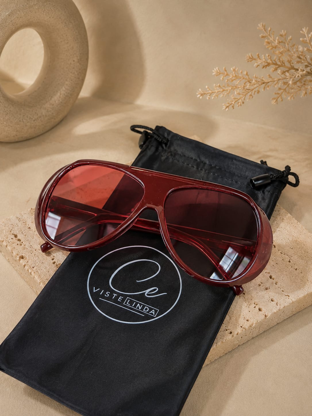Gafas retro en tendencia - burdeo