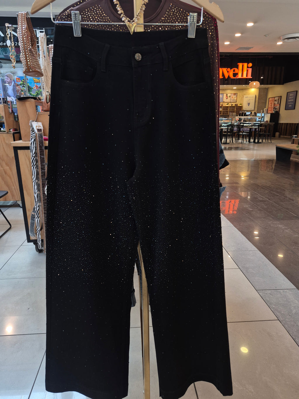 Jeans Wide leg strass focalizado