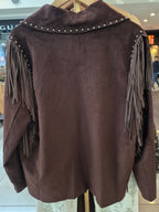 Chaqueta gamuza tachas y flecos