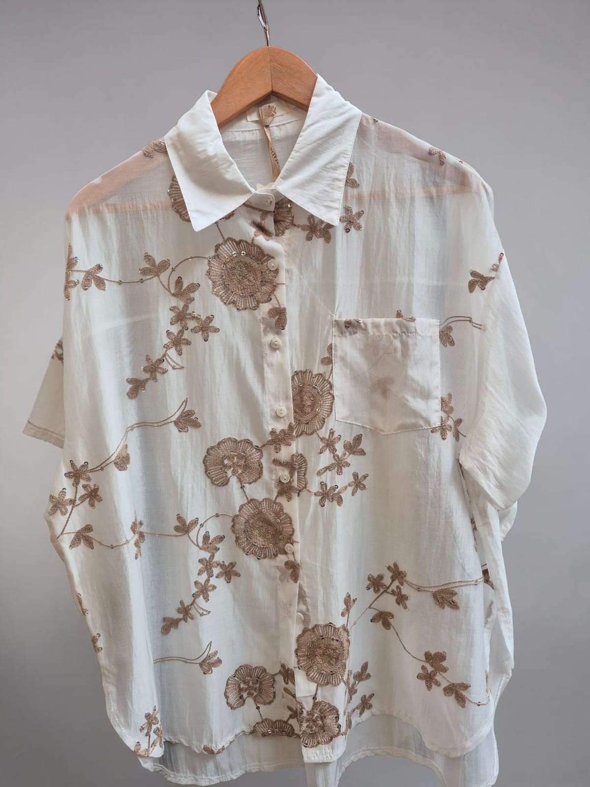 Camisa Bordada diseño