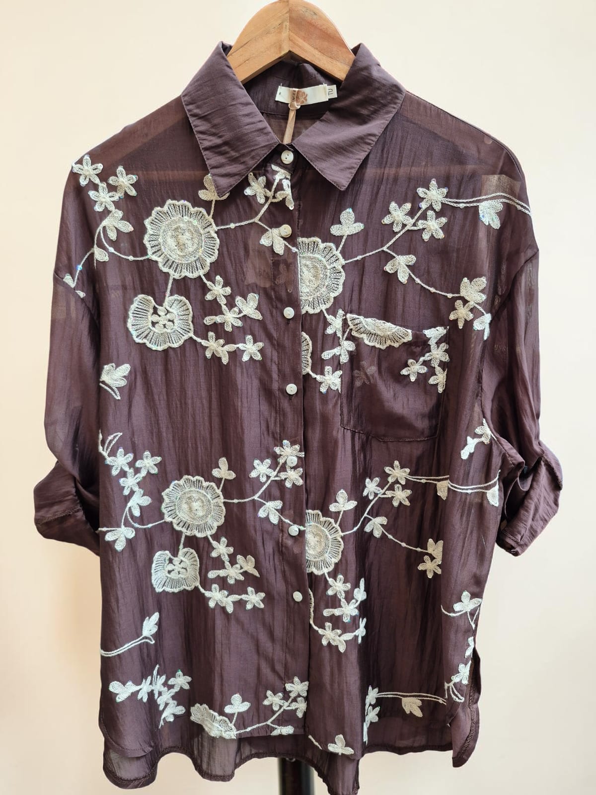 Camisa Bordada diseño