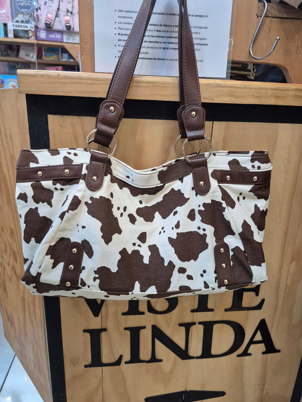 Cartera Cow